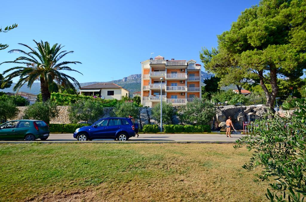 Apartment Luxury Cream Kastela Ruang foto